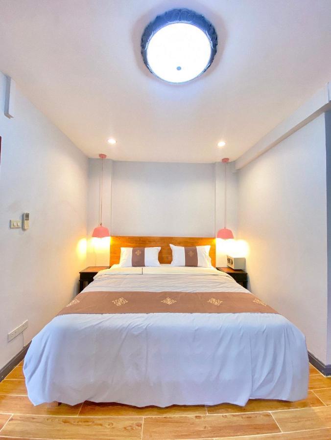 Tjr Boutique Hotel Chiang Mai Buitenkant foto