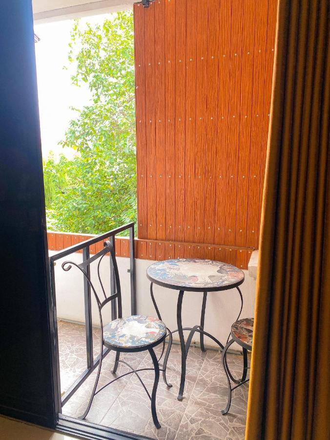 Tjr Boutique Hotel Chiang Mai Buitenkant foto